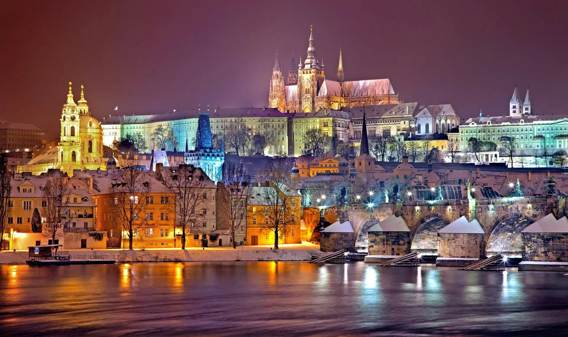 Business class flights to Prague photo